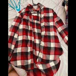 American Eagle button shirt